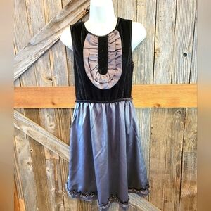 NWT Theme brand subtle sparkle ruffle dress Medium M Velour Accent Lined NEW ^.